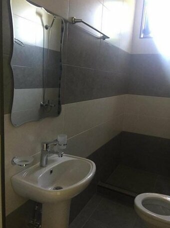 Guesthouse in Qobuleti - Photo5