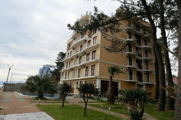 Guria Palace Hotel - Photo3