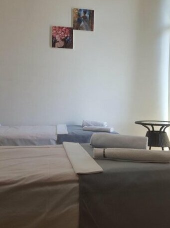 Wave Inn - Photo3