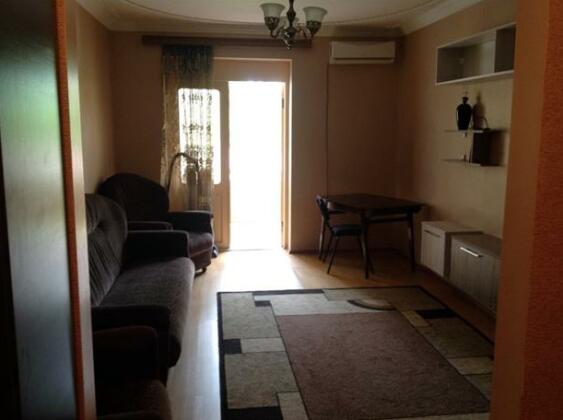 Apartment in Tskaltubo - 1 - Photo4