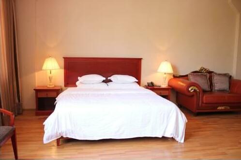 Hualing Hotel Kutaisi - Photo4
