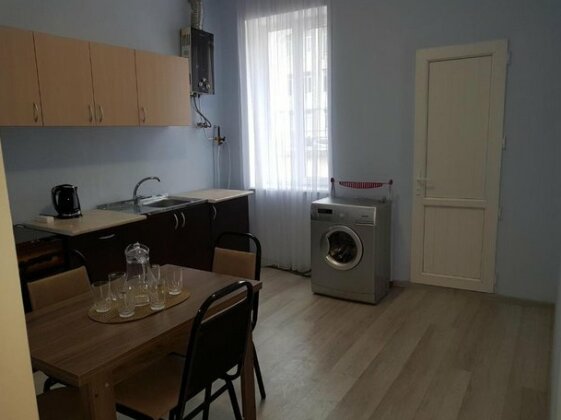 V Apartment Kutaisi - Photo2