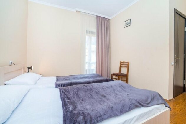 Guest House Gallery Mestia - Photo5