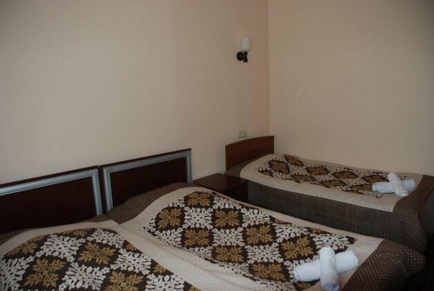 Guest House Qoruldi - Photo4