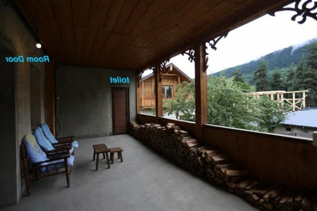Larda - Photo3