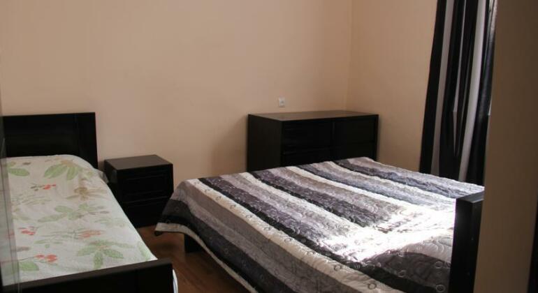 Lomari's Guest House - Photo2