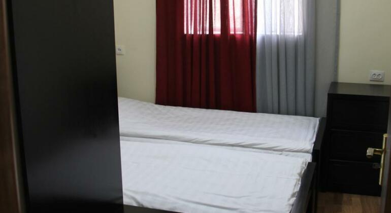 Lomari's Guest House - Photo3