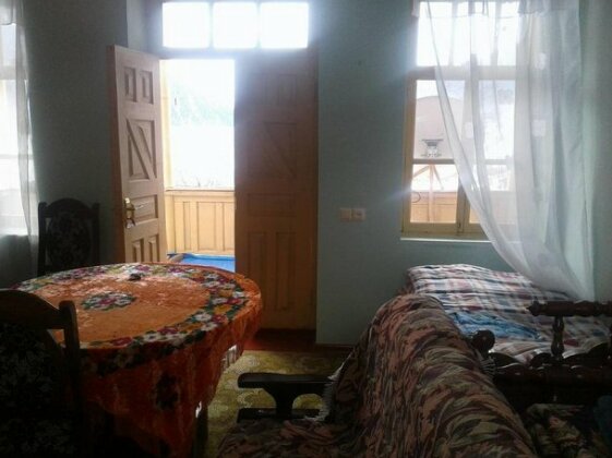 Mila Guest House Mestia - Photo5