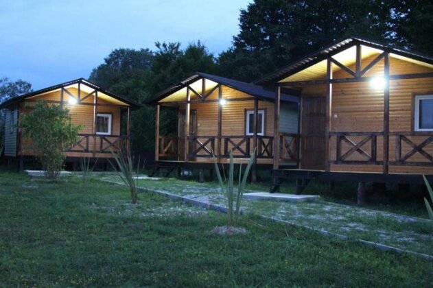 Camping Houses by the river - Photo2