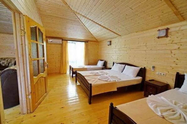 Mini Hotel Green House Pitsunda - Photo3
