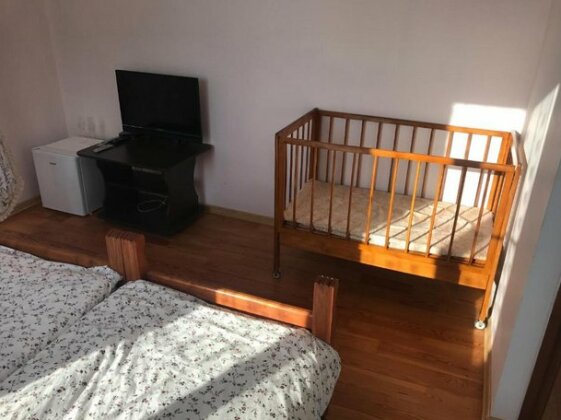Vse Dlya Vas Guest House - Photo3
