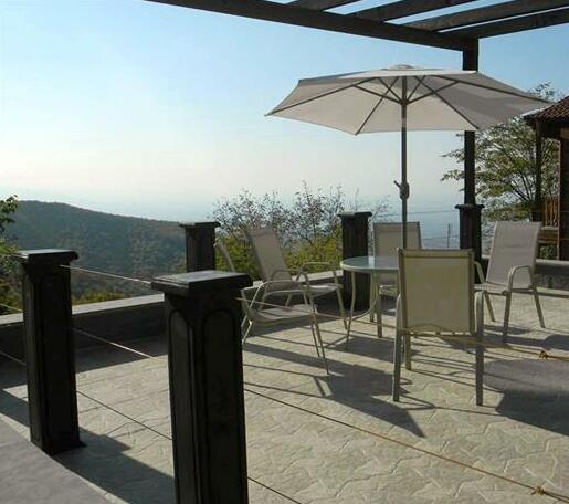 Hotel Brigitte Sighnaghi - Photo2