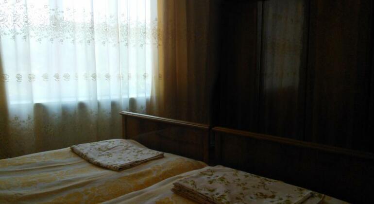 Villi's Guest House