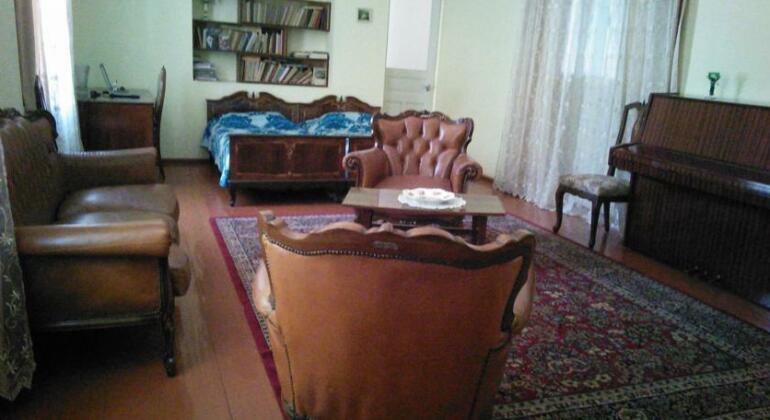Villi's Guest House - Photo2