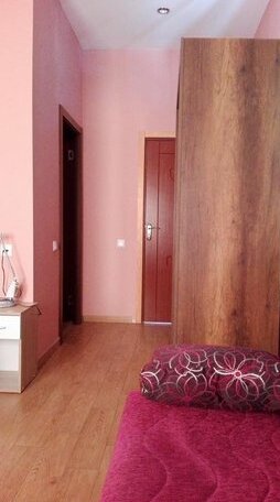 Guest House 15 Stepantsminda - Photo4