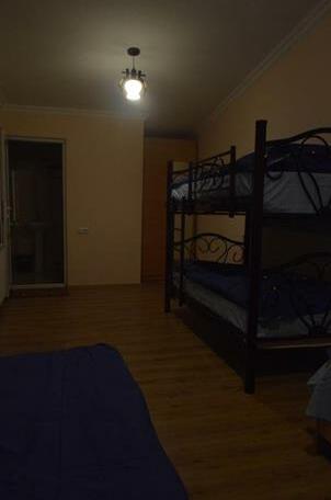 Guest House Qubi - Photo2