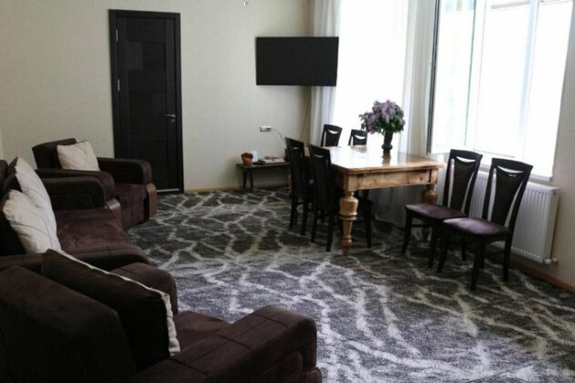Guesthouse Suja - Photo2