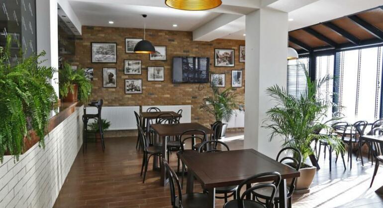 Hotel Club-2100 - Photo3