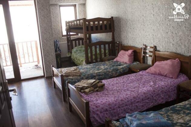 Rider's House - Photo5