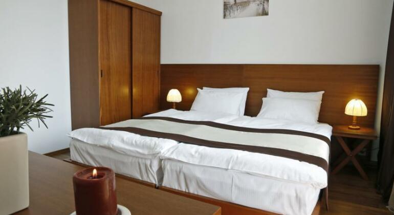 Time Out Hotel Stepantsminda - Photo2