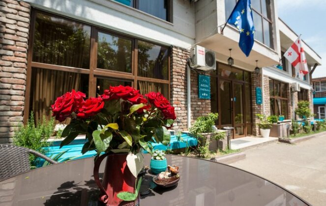 Accent Hotel Tbilisi - Photo2