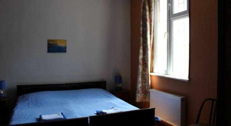  Photo 4