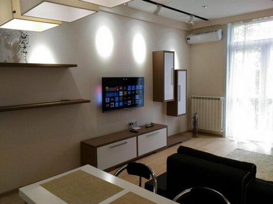 Apartment on Iunkerta Street - Photo2