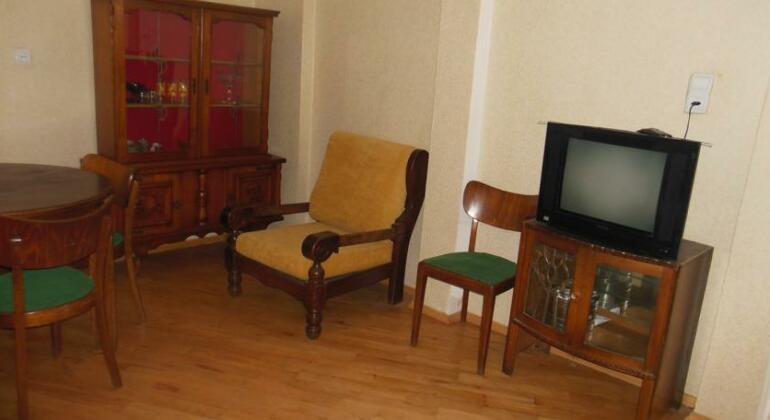 Apartment on Nato Vachnadze - Photo4