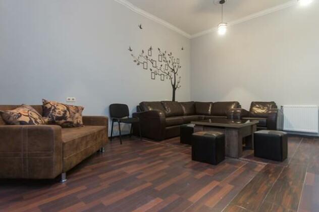 Big Whale Guesthouse - Photo2