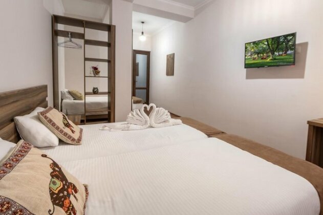 Day Room Art Hotel - Photo2