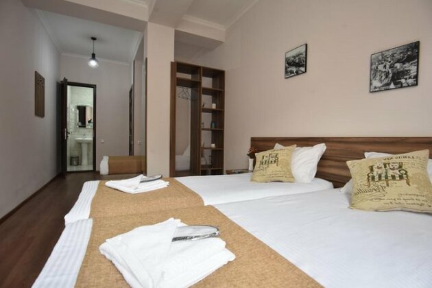 Day Room Art Hotel - Photo4