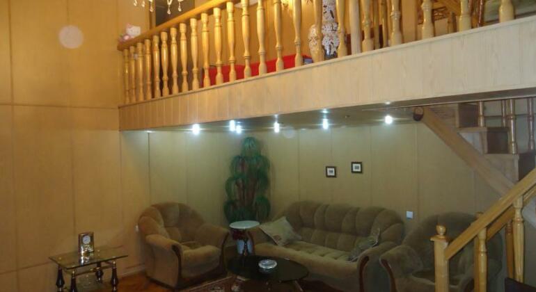 Downtown Apartment Rustaveli - Photo2
