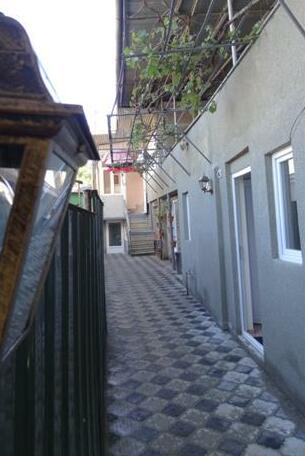 Guest House Umbrella - Photo3