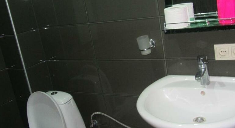 Hotel Star Saburtalo - Photo4