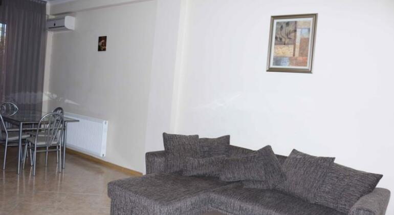 Jemals Apartment - Tbilisi - Photo4