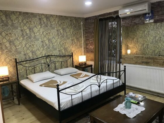 Metechi Side Hotel - Photo5