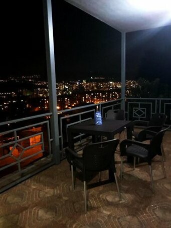 Red Hotel Tbilisi - Photo3