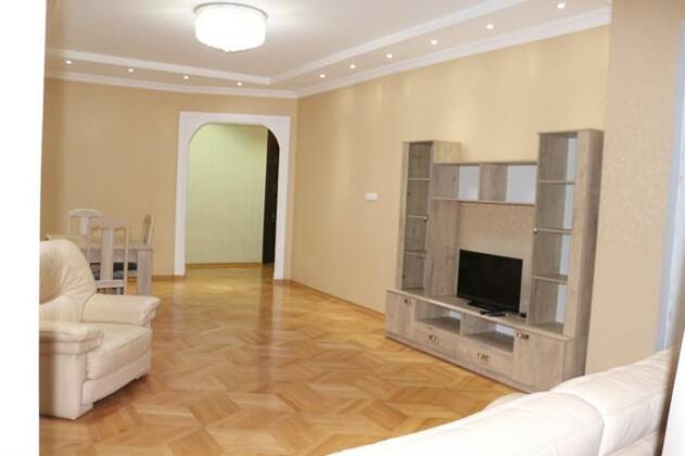 V Tbilisi Apartments - Photo2