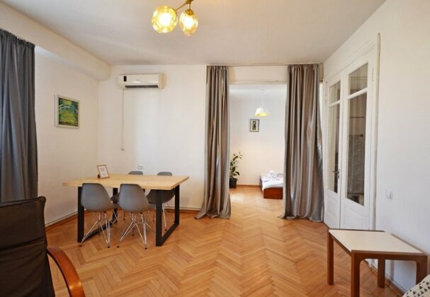 WelcomeTbilisi Old Town Apartments - Photo2