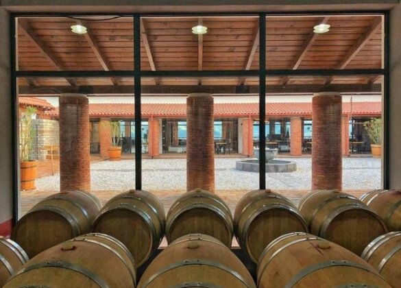 Chateau Mosmieri Resort - Photo5