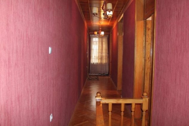 Guest House Levan 2 Dadiani - Photo2