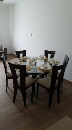 12 Legacy Suites - Photo2