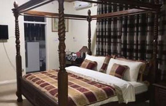 Campbell Hotel Accra - Photo2