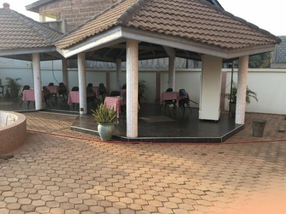 Crown Premier Hotel Accra - Photo2