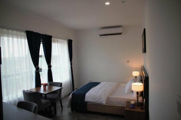 Euro Homes Hotel - Photo4