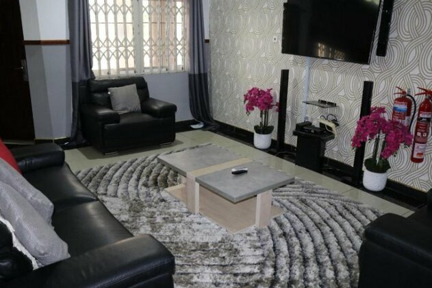 Golden Crystal Rooms and Apartments - Photo5