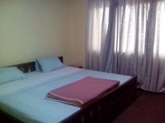 Hilltop Hotel Accra - Photo4