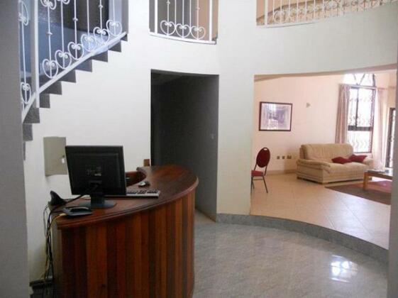 Kalis Lodge Guesthouse - Photo2