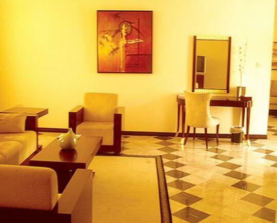 Mirage Royale Hotel - Photo4