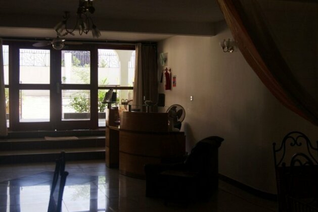 The Golden Apple Guest House - Photo2